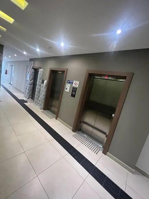 Apartamento Loft Novinho, Ar Condicionado, Ha 200M Do Metro Bras São Paulo 0*,